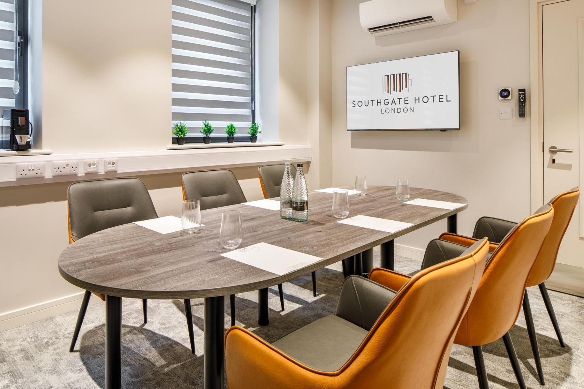 Southgate Hotel London East Barnet Zewnętrze zdjęcie